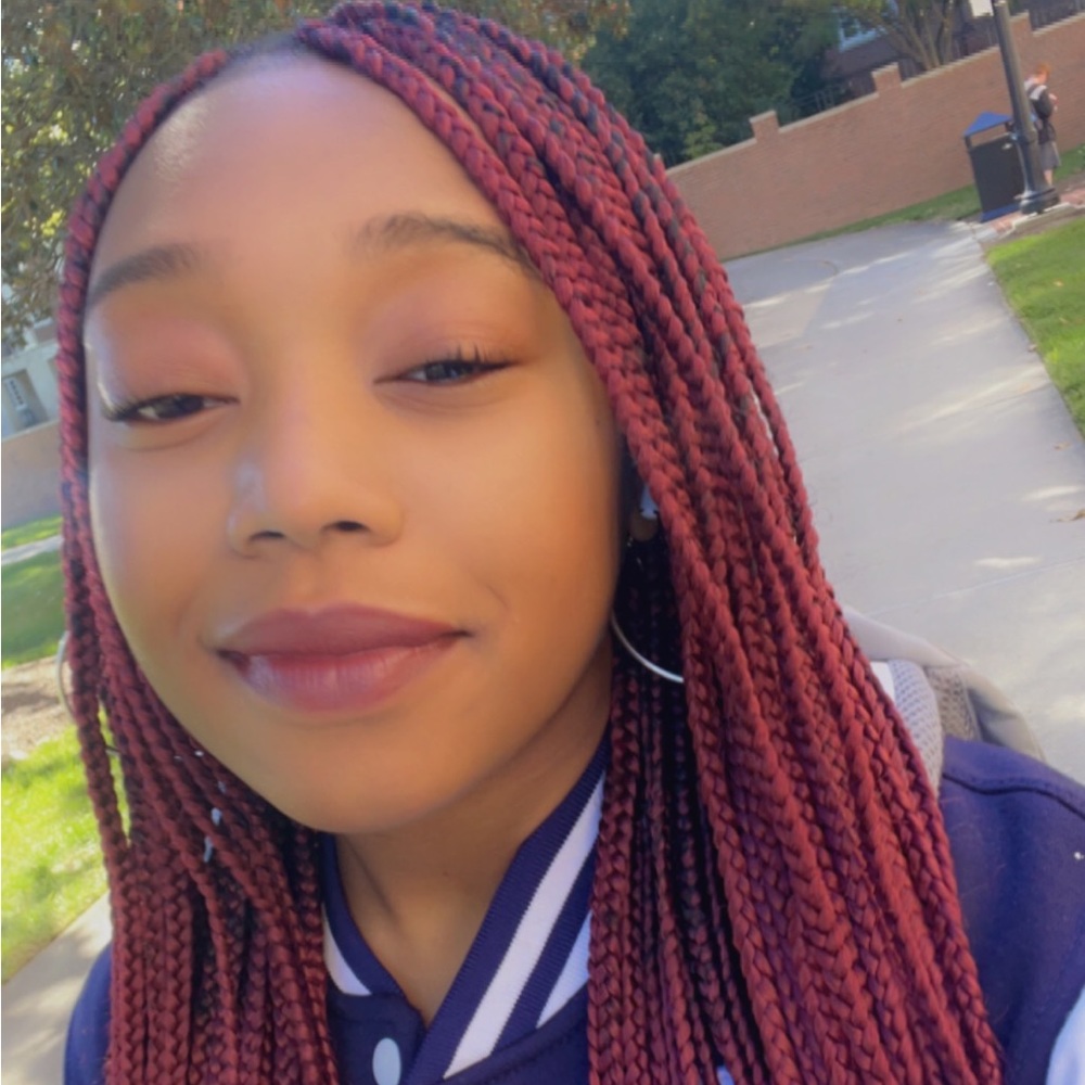 Meet your Posher, Jasmine